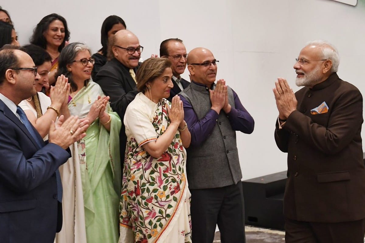 Houston Kashmiri pandits meet PM Modi, said thanks for article 370 & Jammu kashmir