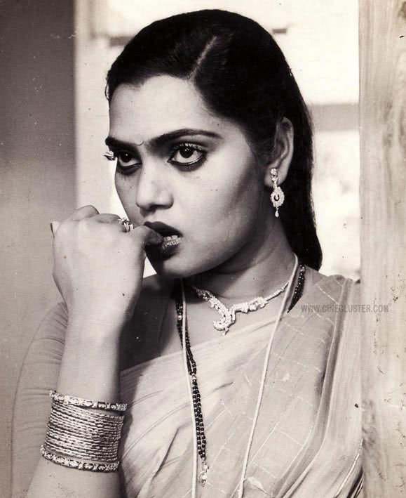 silk smitha death anniversary know unknown facts of her life