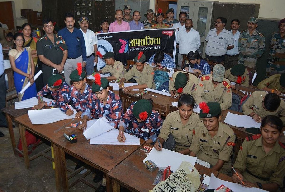 Aparajita 100 Million Smiles Painting competition in Firozabad