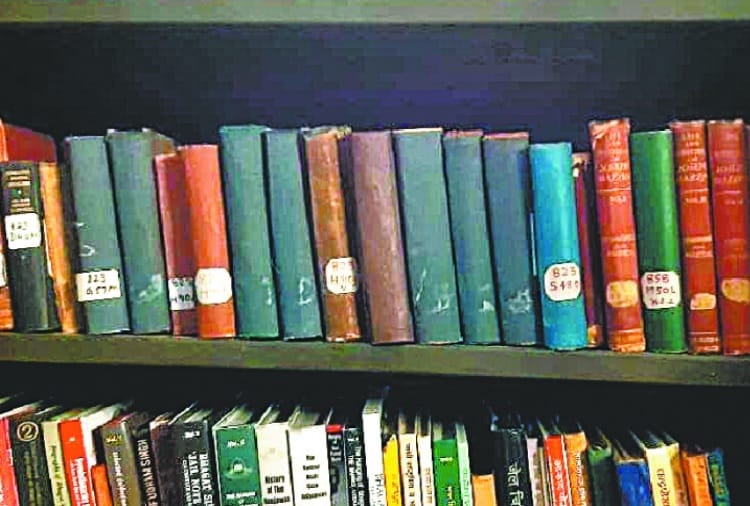 Bhagat Singh Books Stored in Dwarka Das Library Chandigarh