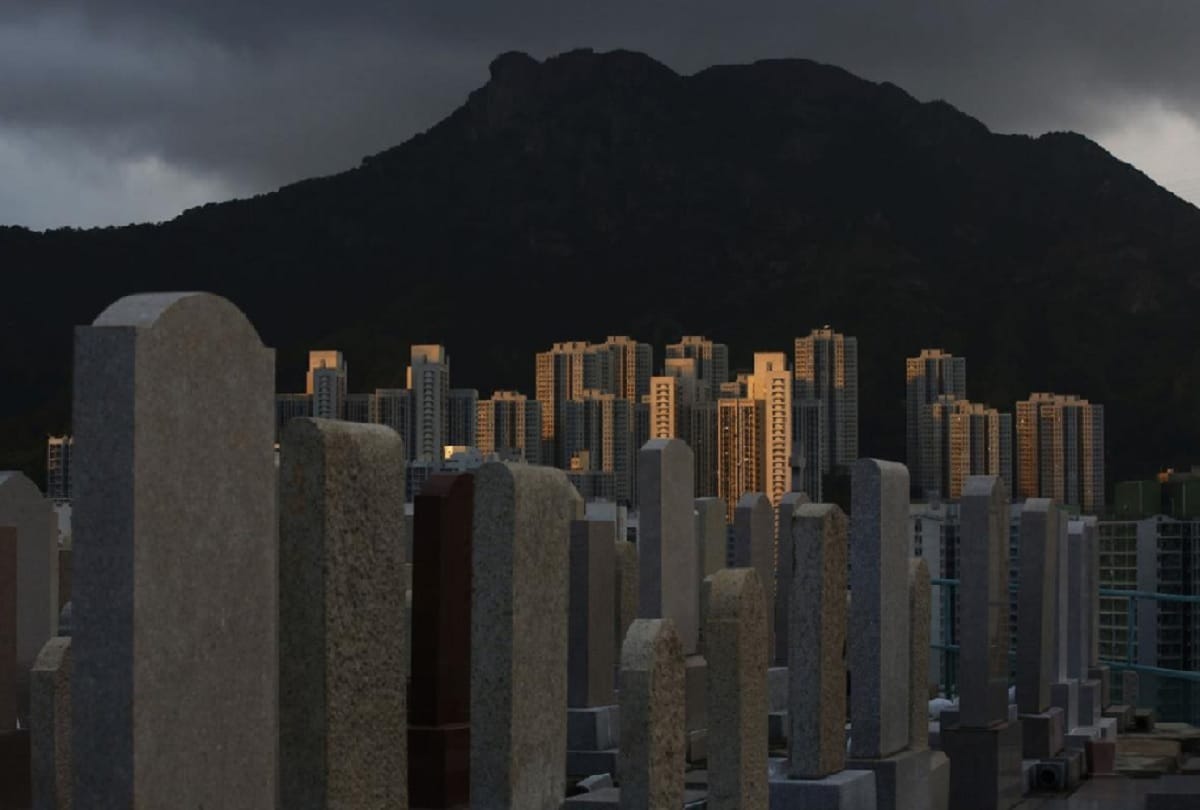 Grave shortage in HongKong it costs more to house the dead than the living
