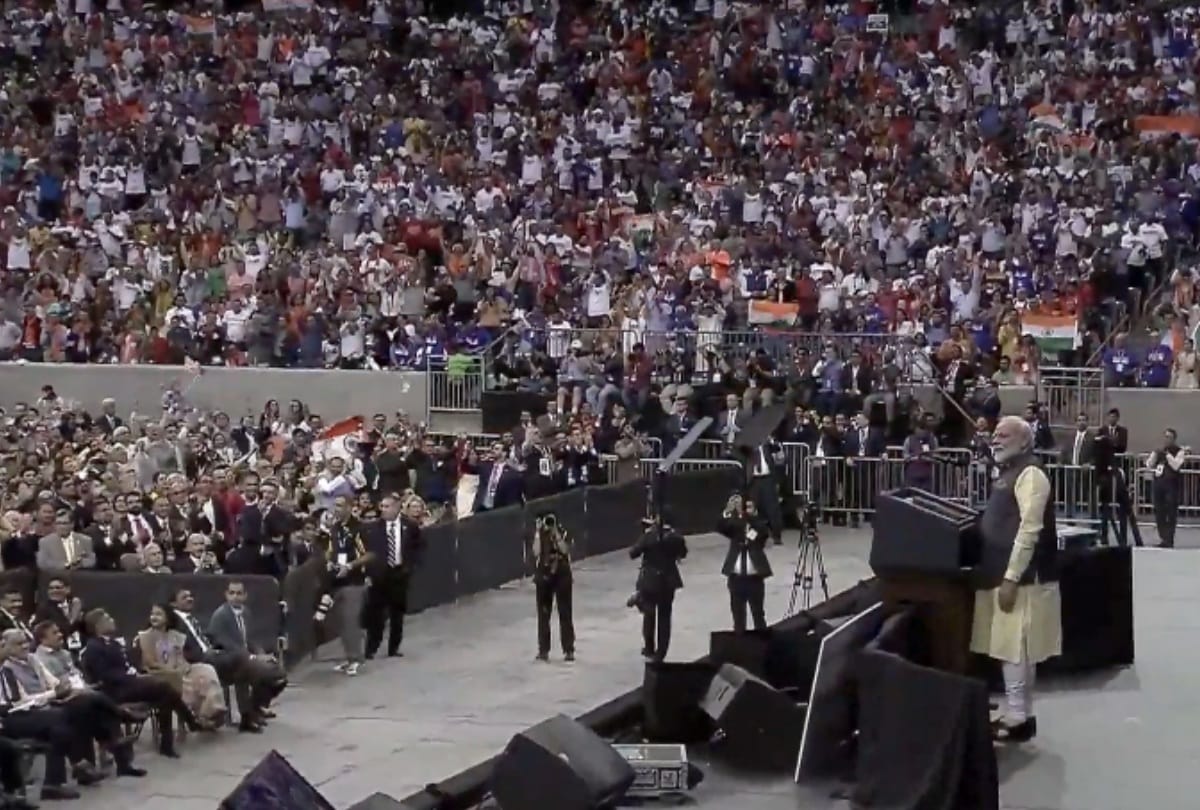 PM Narendra Modi at the NRG stadium in Houston, see pictures
