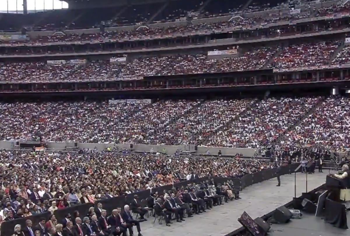 PM Narendra Modi at the NRG stadium in Houston, see pictures