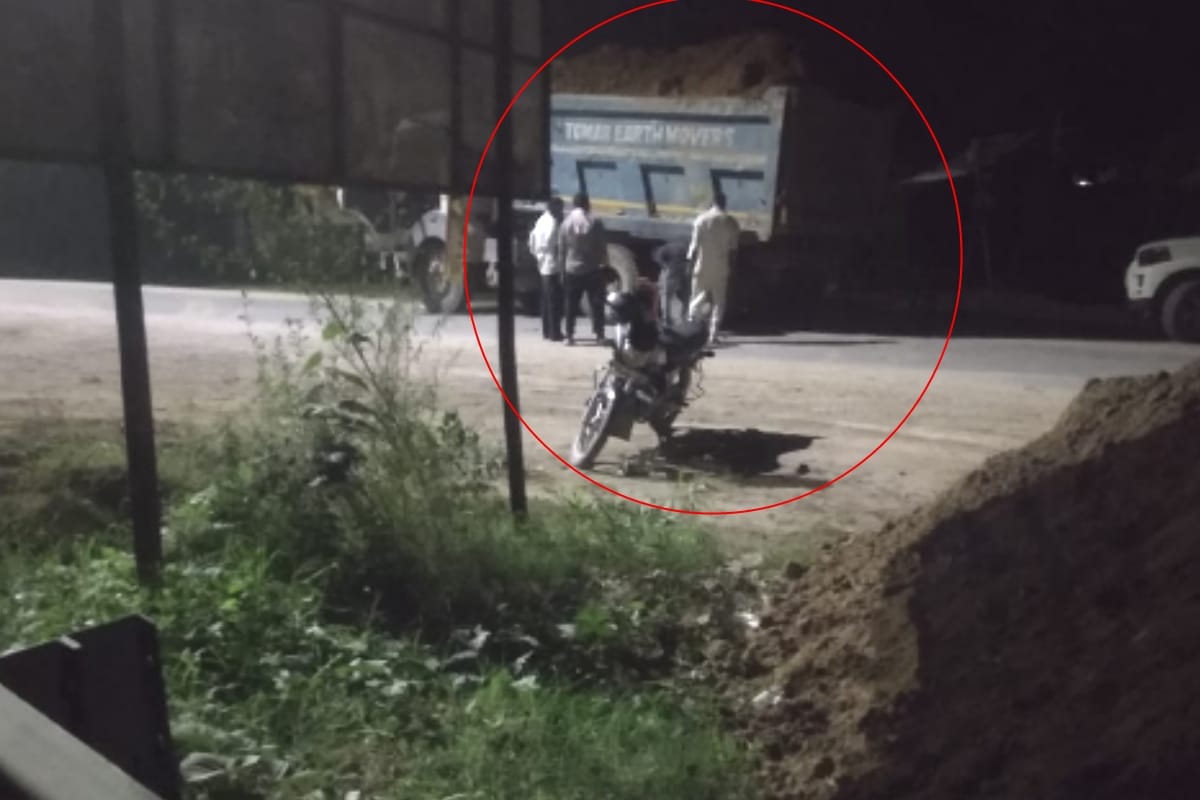Meerut news, illegal soil mining in Meerut with the help of Police setting