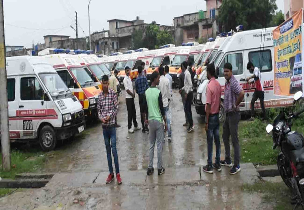 ambulance drivers went on strike in unnao