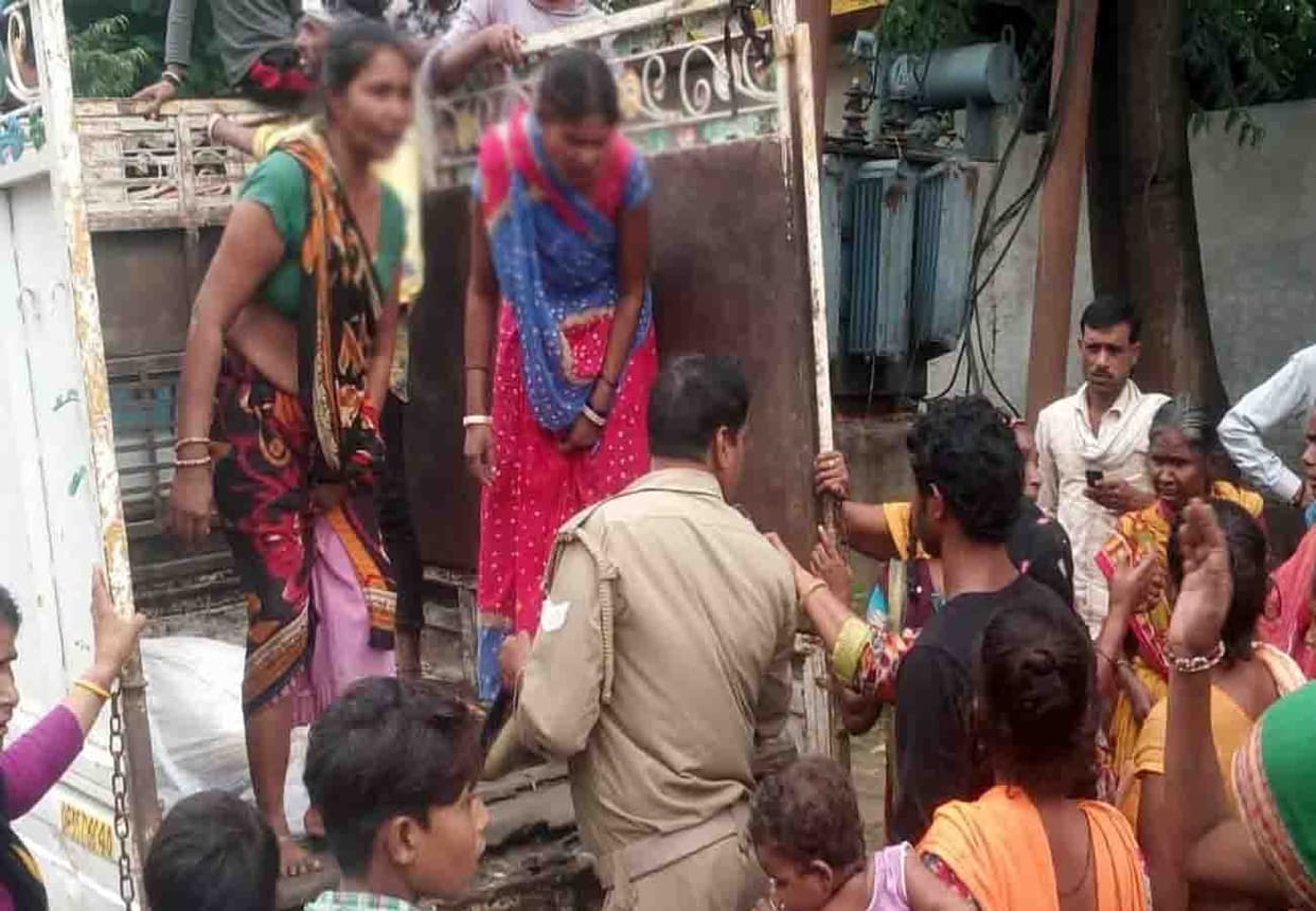 body of a teenager found in the garden in unnao