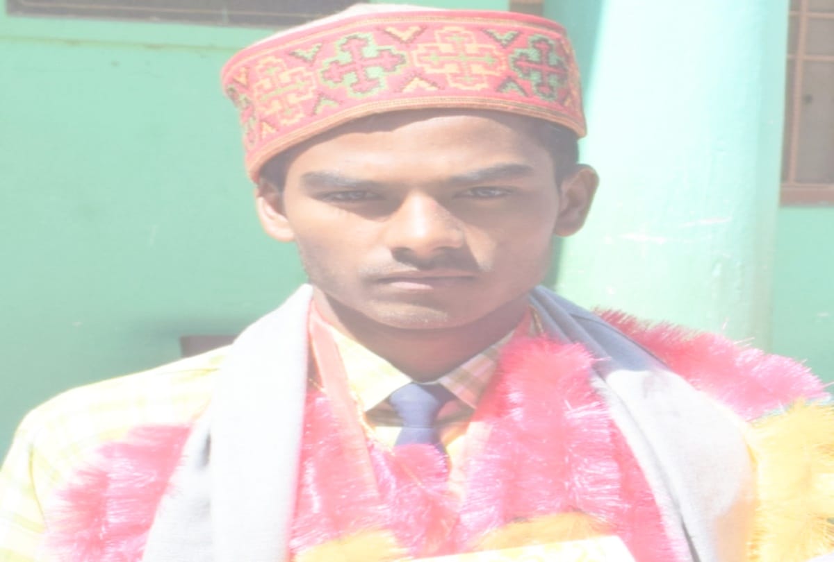 Laborer's son Raj Kapoor won gold medal in boxing kullu himach