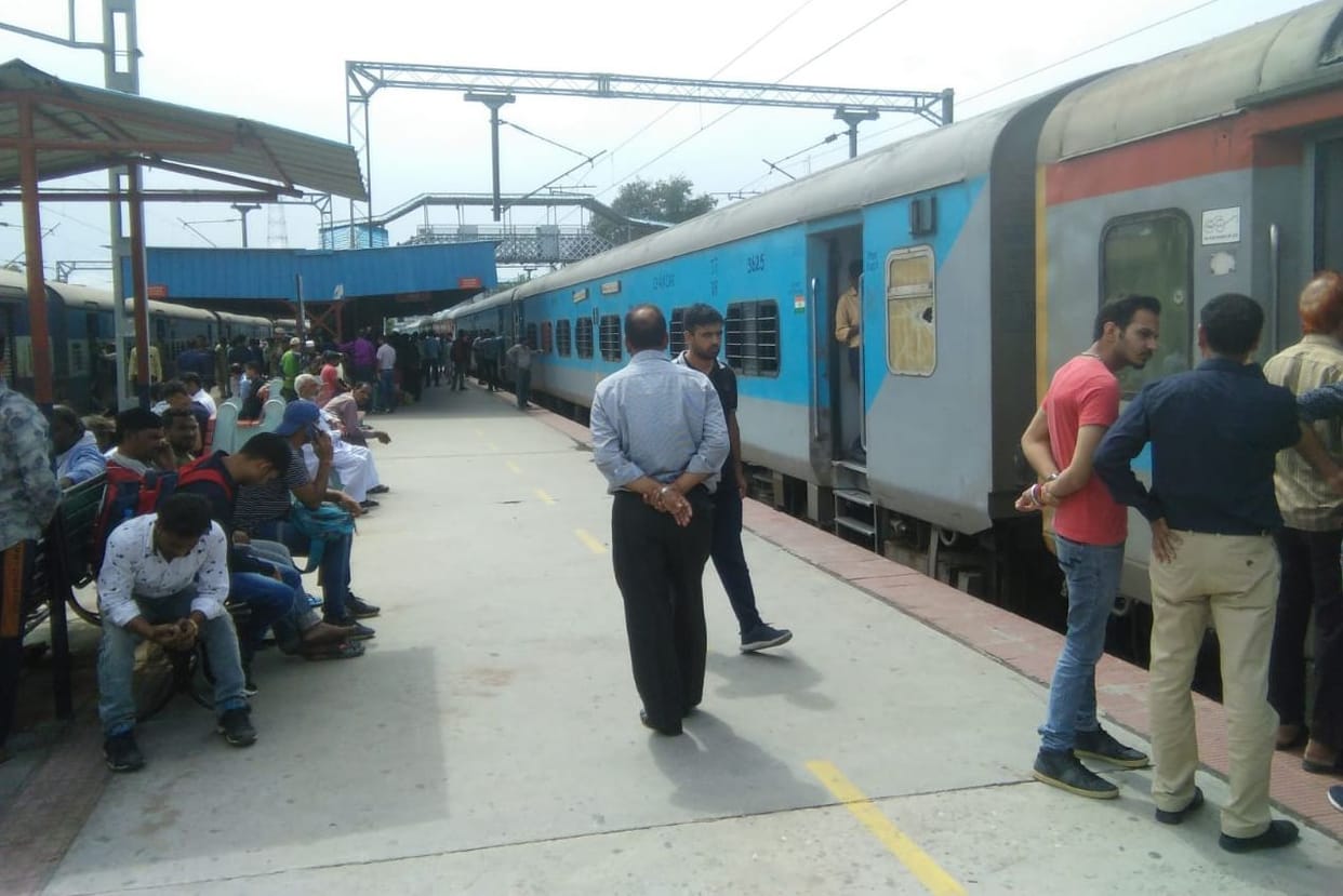 Technical malfunction in Intercity train engine