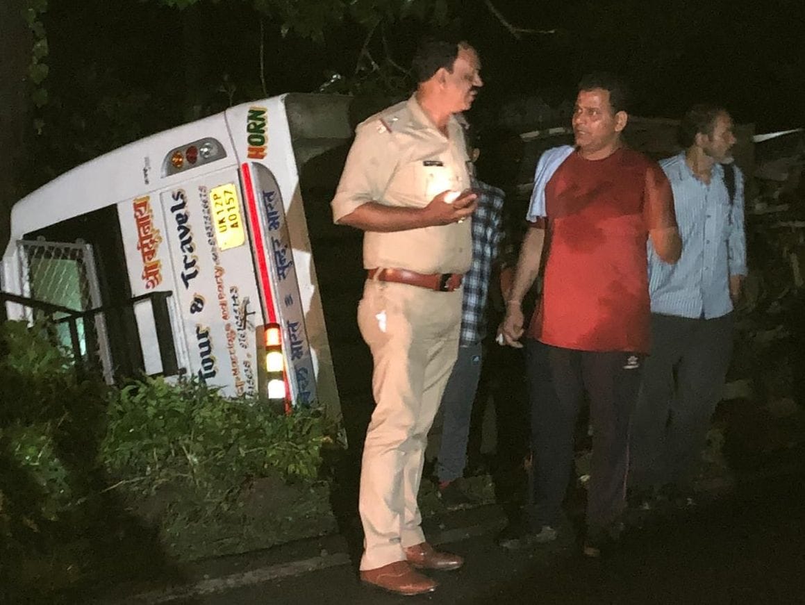 Drunk bus overturned in Sunderkhal