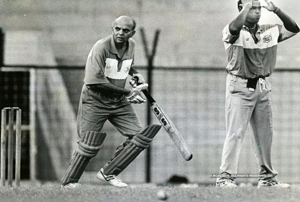 Former Cricketer Madhav Apte died