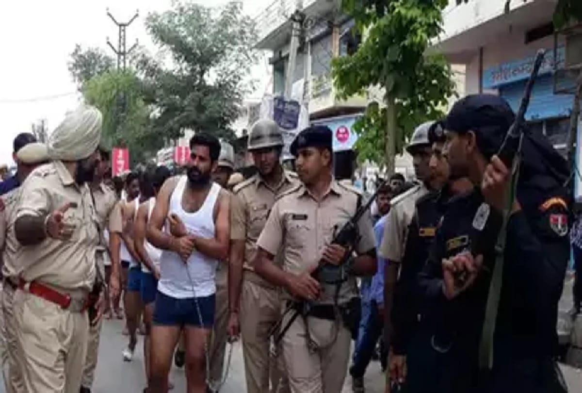 Rajasthan Police parade 13 men in semi-naked for helping gangster Papla Gujrar flee a police station