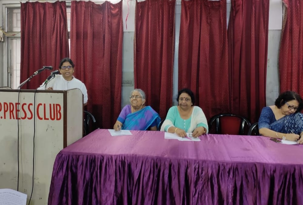 Women organisations want rape case should be filed against Chinmayanand.