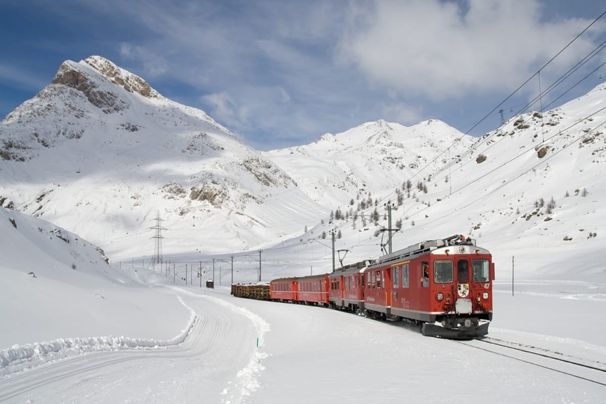 best train routes ride in india