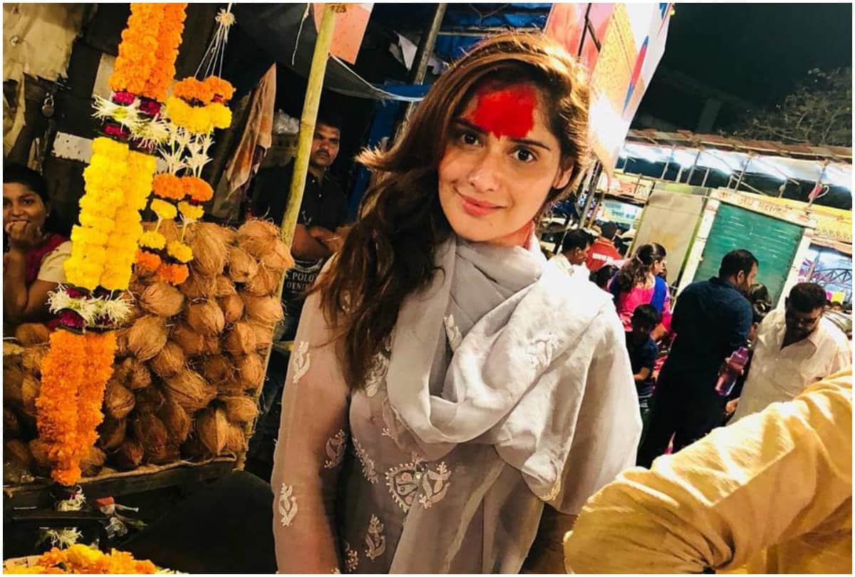 Rumours says Bigg Boss 13 contestant Sidharth Shukla dating Govinda niece Aarti Singh
