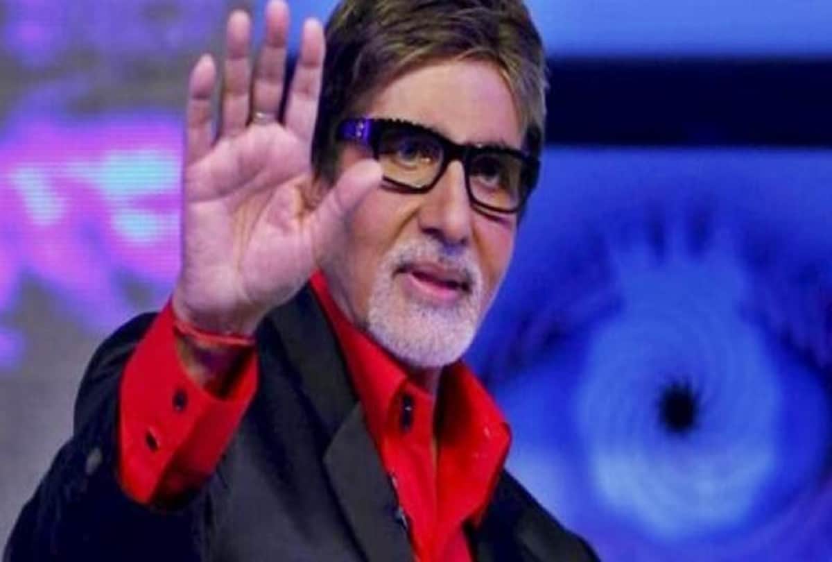 Amitabh Bachchan shares his flight experience with air hostess