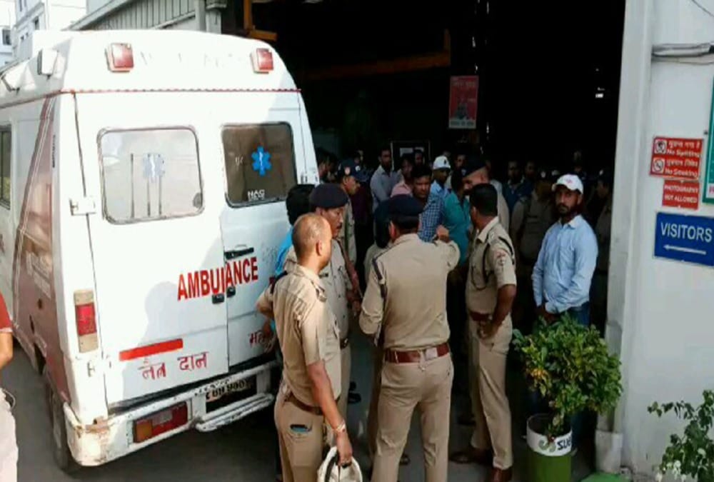 oxygen Cylinder Blast in Sidcul Factory two employees Killed three Scorched