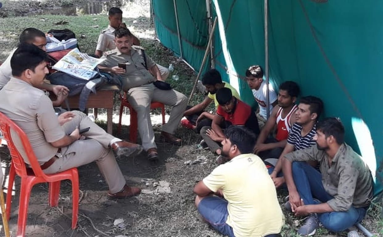 Seven youths admitted to army with fake documents were arrested