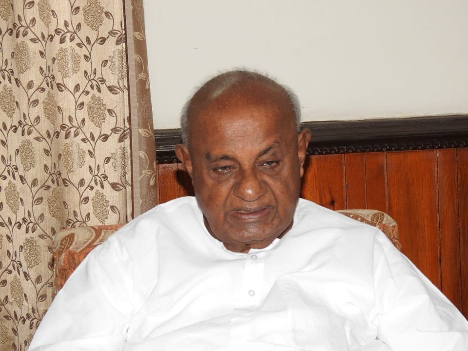 Karnataka Former PM HD Deve Gowda admitted to hospital Former Bengaluru police commissioner may leave AAP