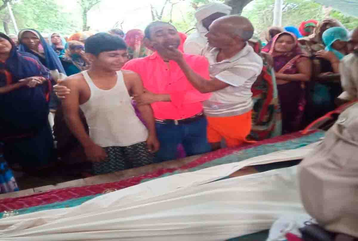 Rain havoc in Pratapgarh: two people died due to house collapse