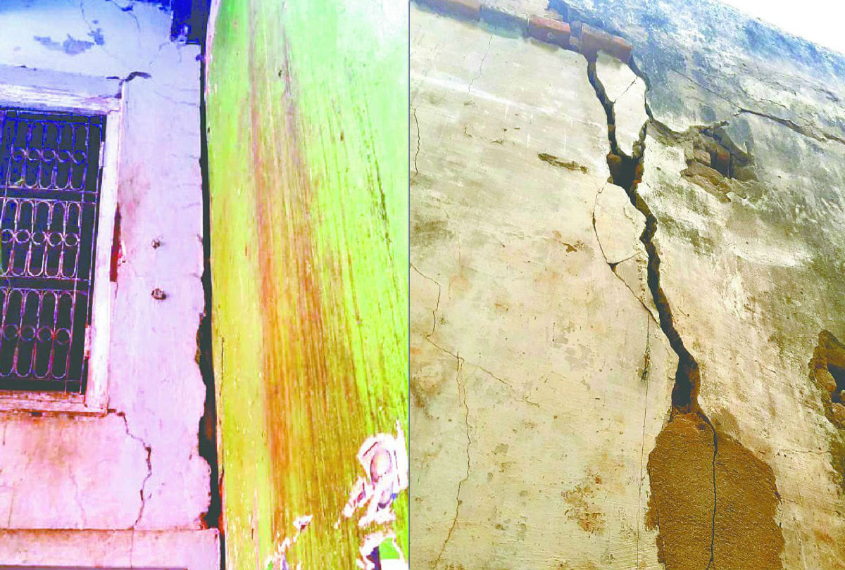 Up News 12 Houses Cracks In Mathura