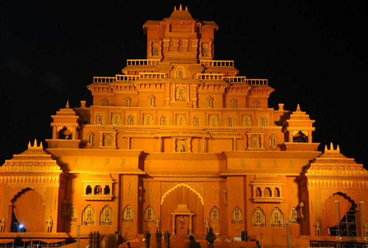 Muslims warm welcome of Ram Barat In Janakpuri Mahotsav 2019 Agra