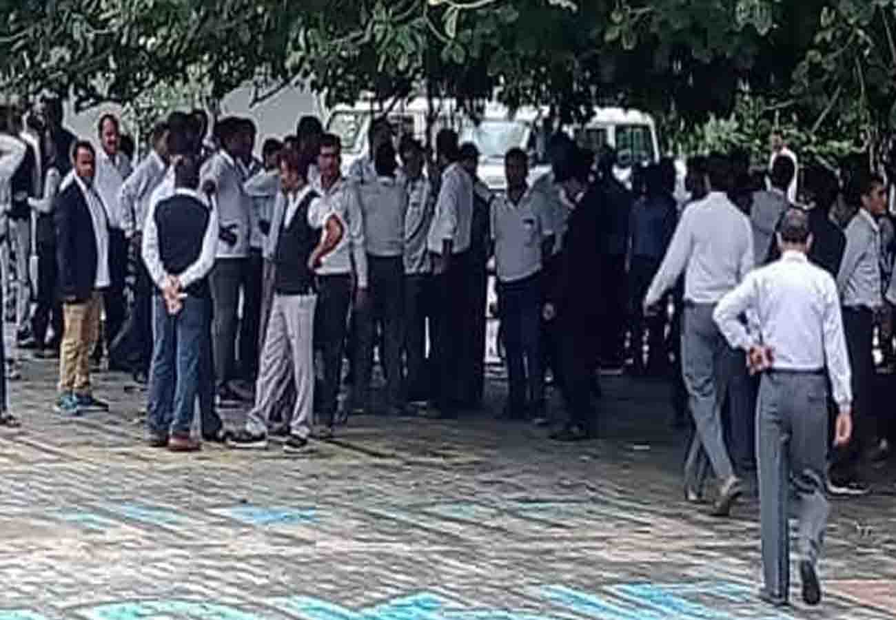 advocates beaten lekhpal in collectorate in kannauj