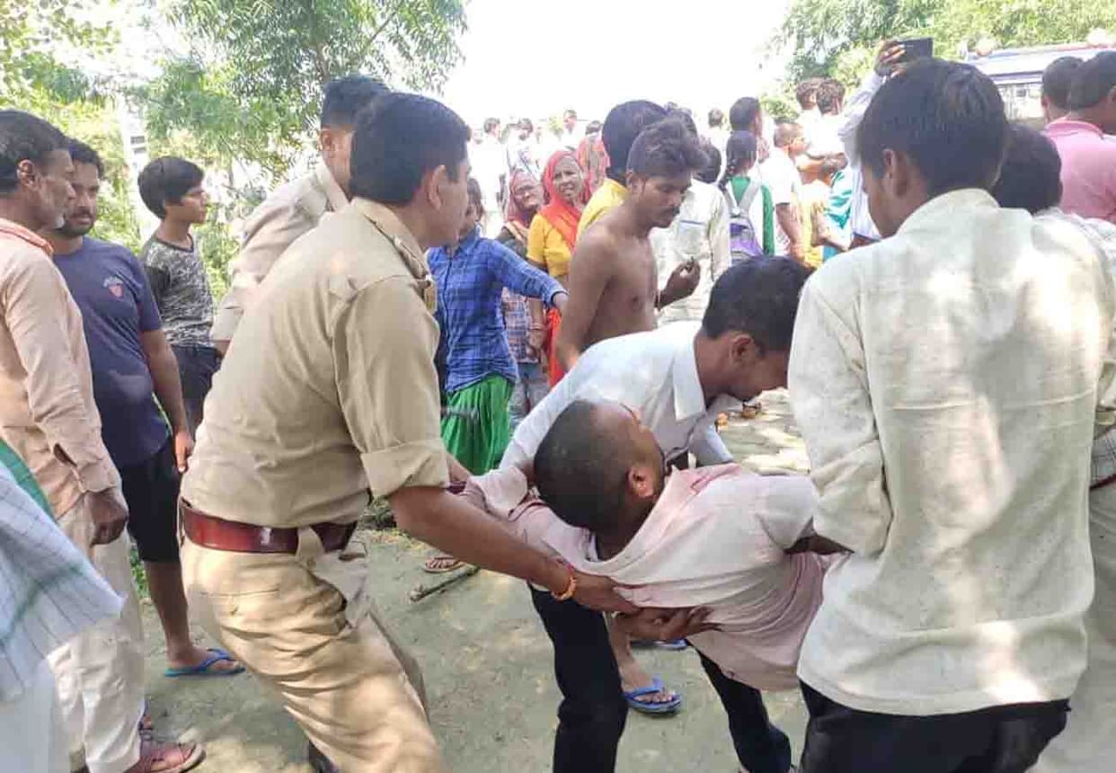 road accident in auraiya, many people injured including sub-inspector