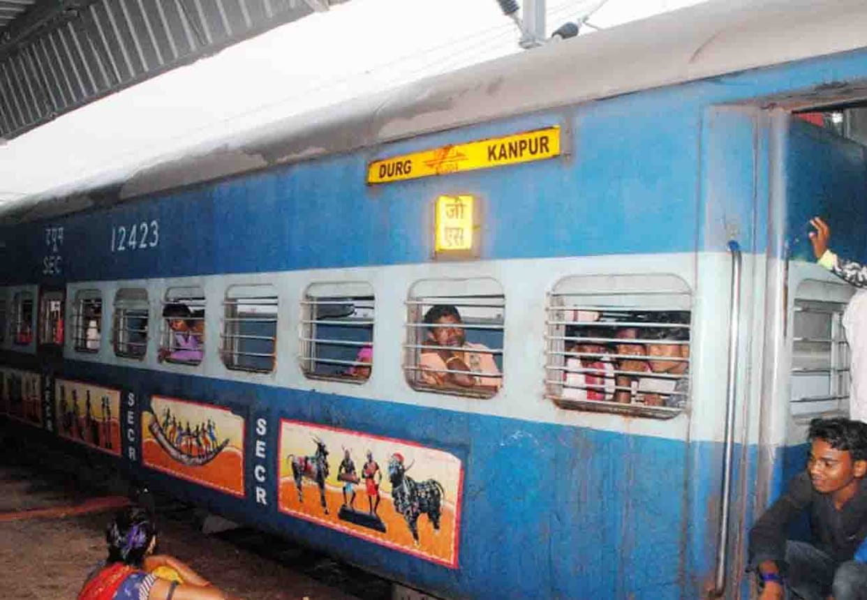 Smoke picked up from the bogey of Betwa Express