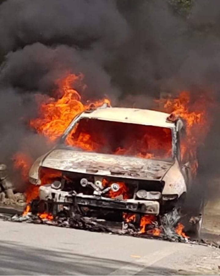 Car fire, doctor couple narrowly escaped