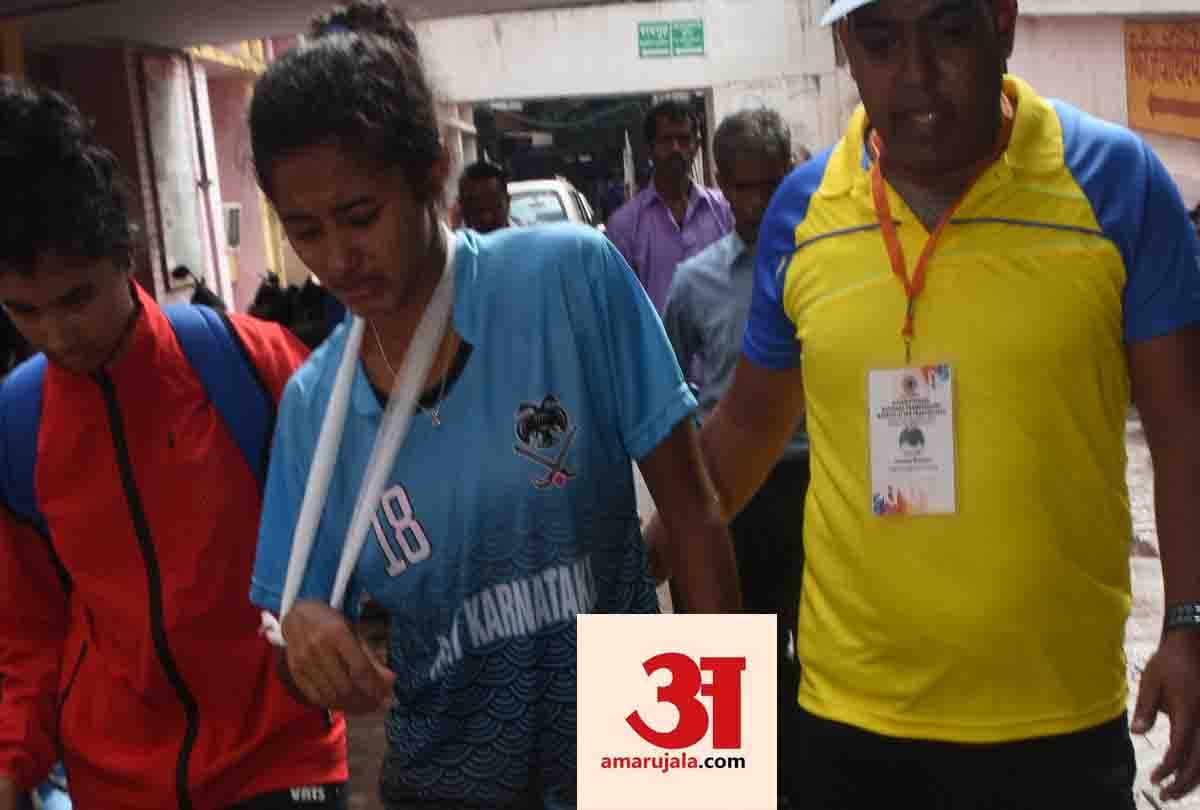 player from the karnataka team got injured during the match