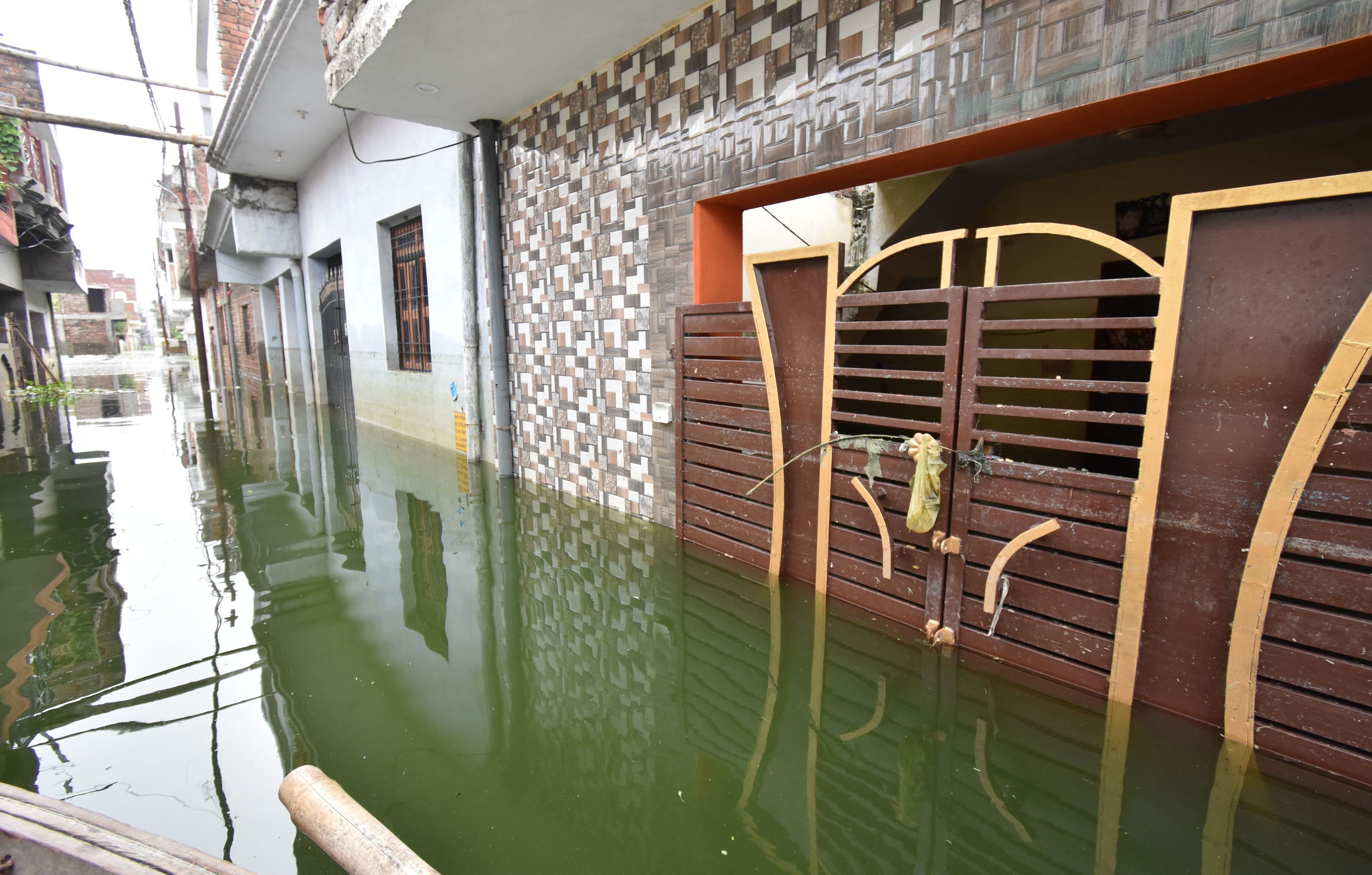 Prayagraj: Ganga-Yamuna below danger mark, hope for relief after three days