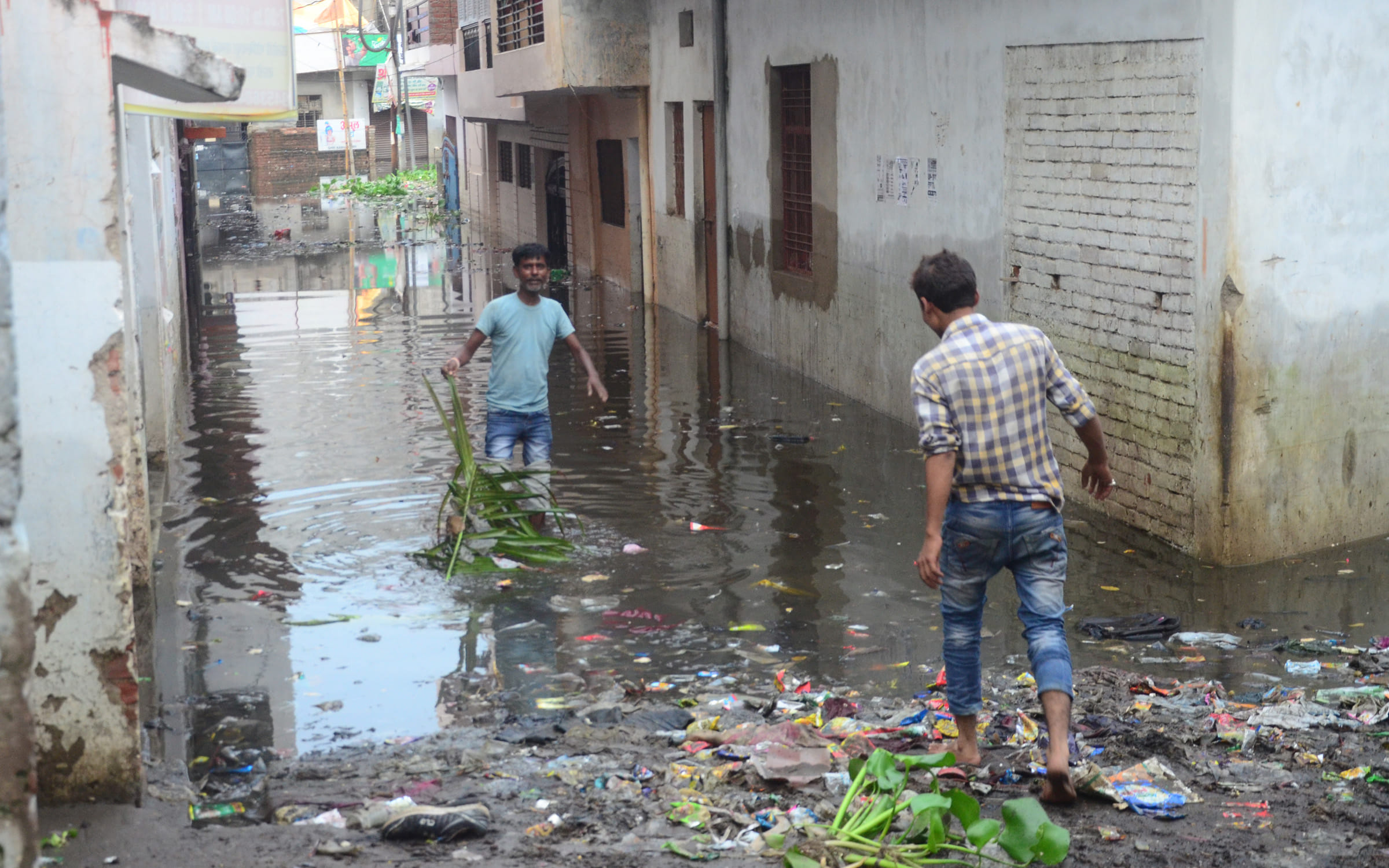 Prayagraj: Ganga-Yamuna below danger mark, hope for relief after three days