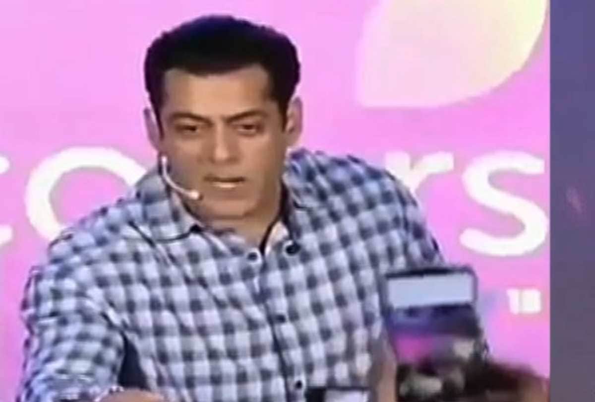 salman khan angry on a photographer at bigg boss launching said Ban me if you have a problem