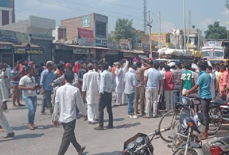Jam In fatehabad After death of woman