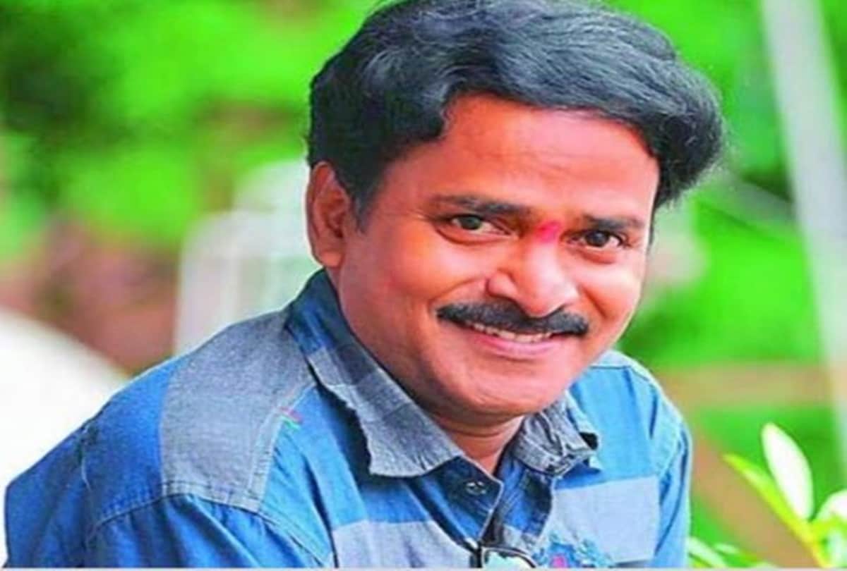 Telugu film comedian Venu Madhav admitted to a hospital and he is on life support system