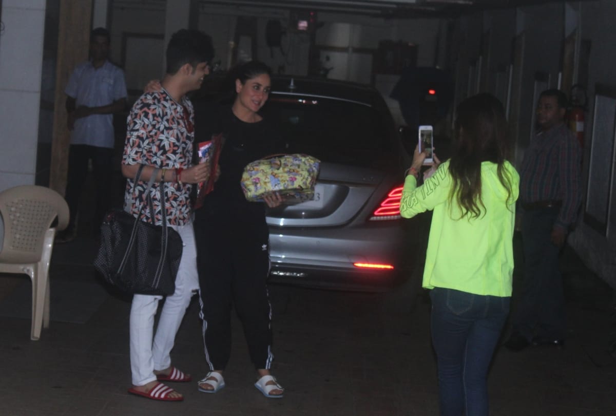 shilpa shetty sara ali khan kartik aaryan here bollywood celebs spotted