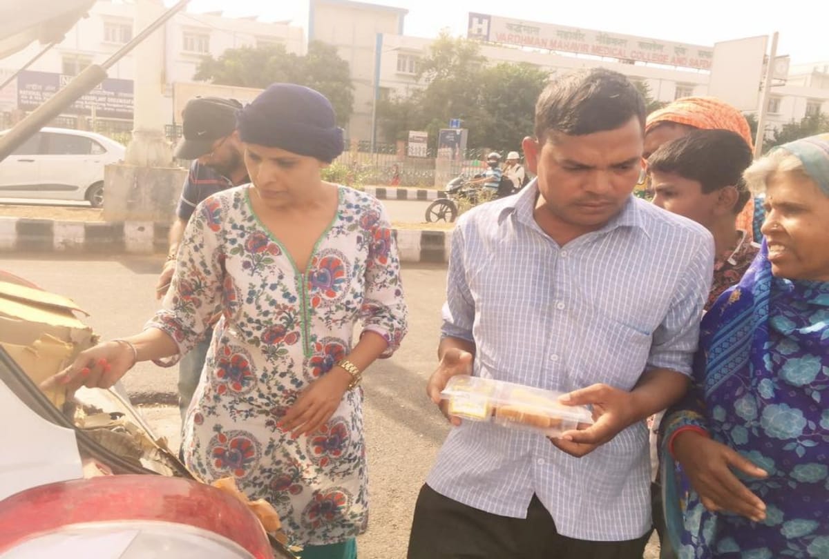 Battling Cancer delhi auto driver daughter battling cancer provides food to slum kids