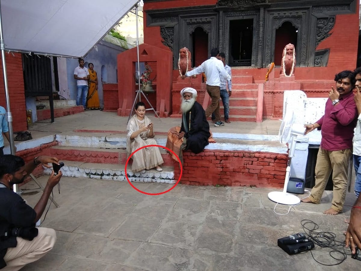 Congress washed Ganges water after kangana ranaut reached Pashupati Nath temple wearing shoes 