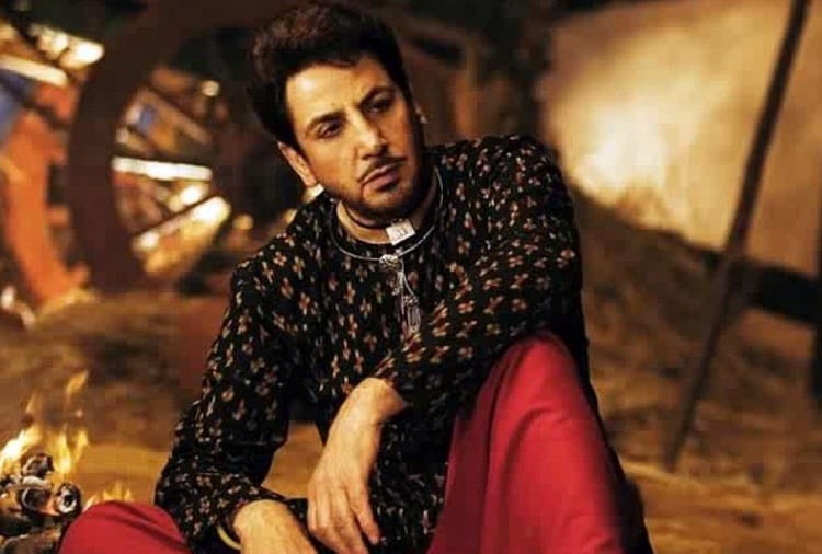 One Country One Language, Singers Against Singer Gurdas Maan