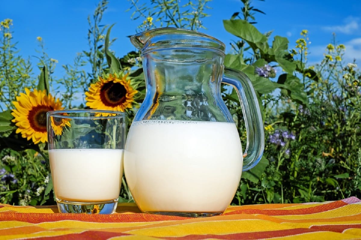 Postpartum beverages for new mother