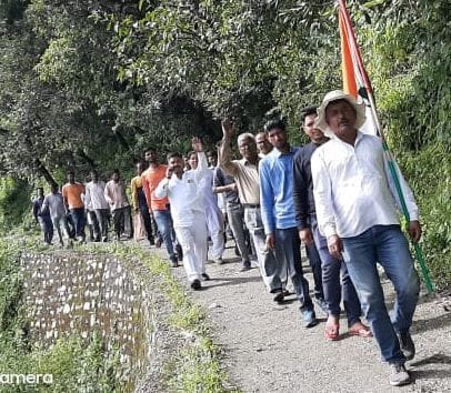 Congress padyatra reached Kanda's villages