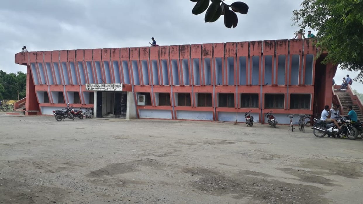Entry fees will now be paid at Indira Gandhi Stadium