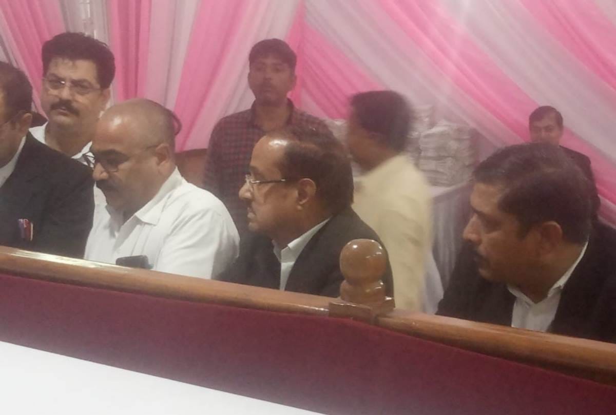lucknow by election : bsp candidate file his nomination for cantt seat