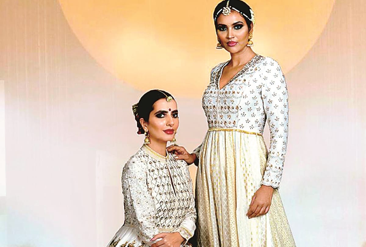 tips and design of fashion designer manish tripathi