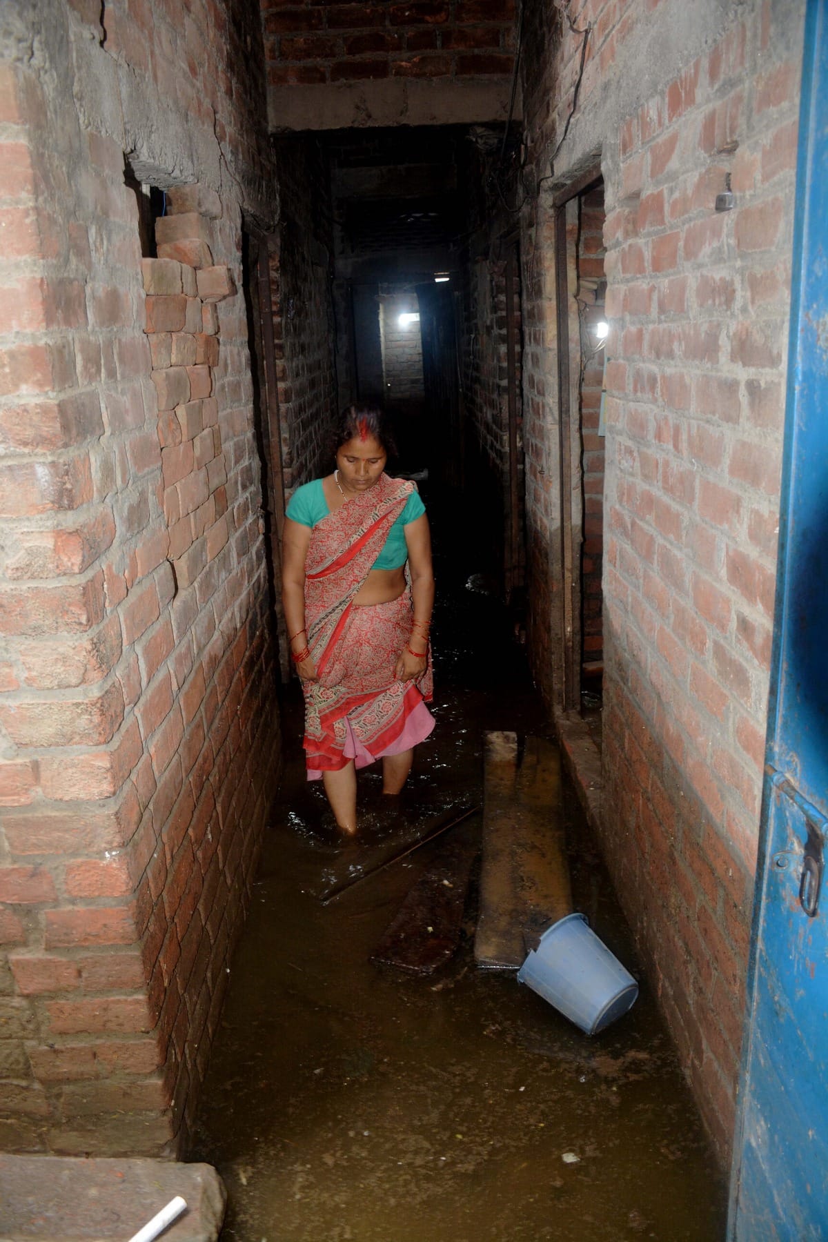 Ganga water level decreasing stop flood situation in purvanchal district varanasi