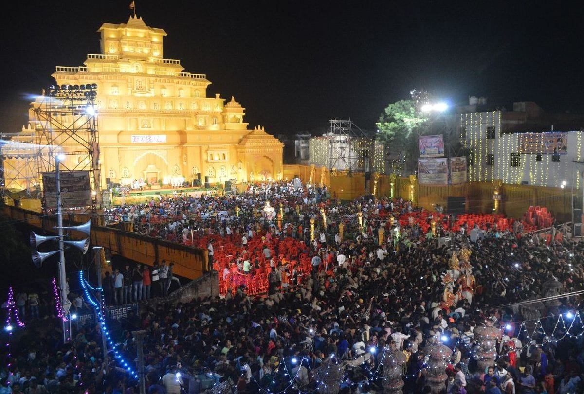 Agra famous Ramlila event postponed due to covid situation in agra