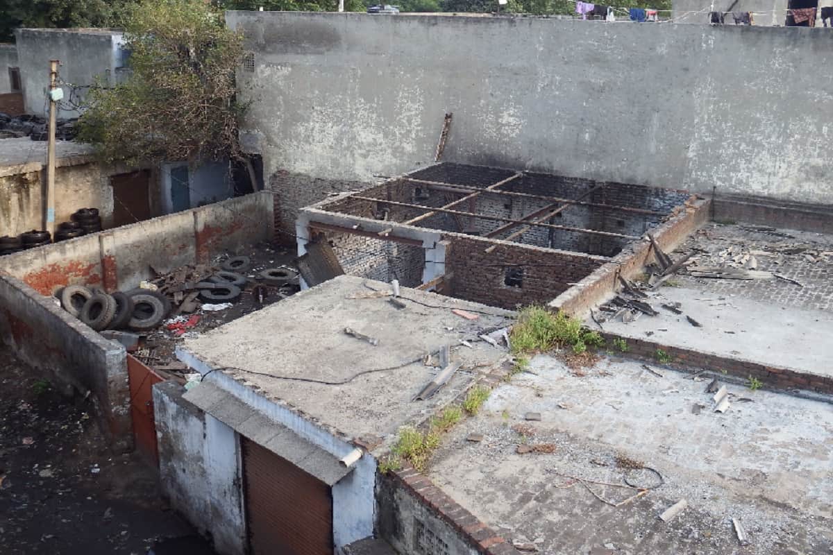 Two worker death after fire has in a factory at Meerut city