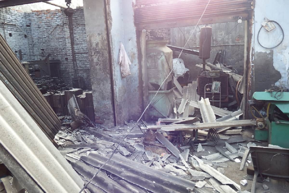 Two worker death after fire has in a factory at Meerut city