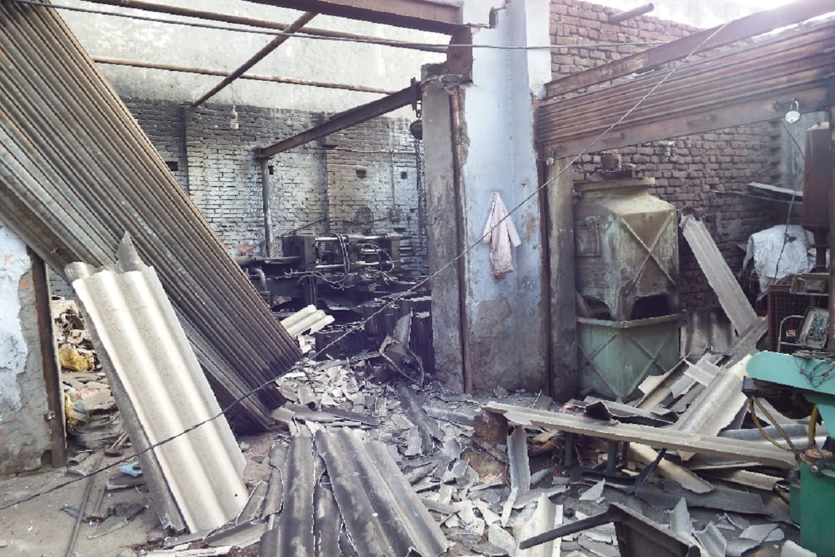 Illegal factory closed after two deaths in Meerut