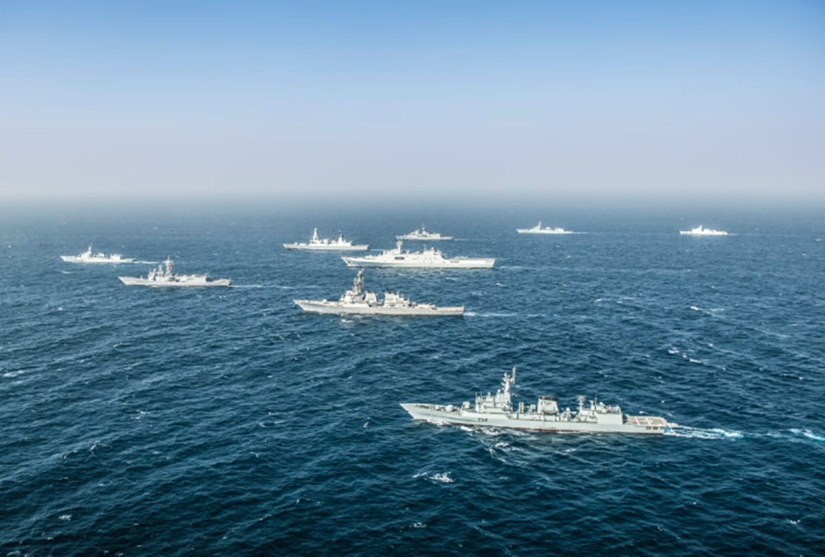 Pakistan Navy exercise in Arabian Sea, Indian Navy deploys warships